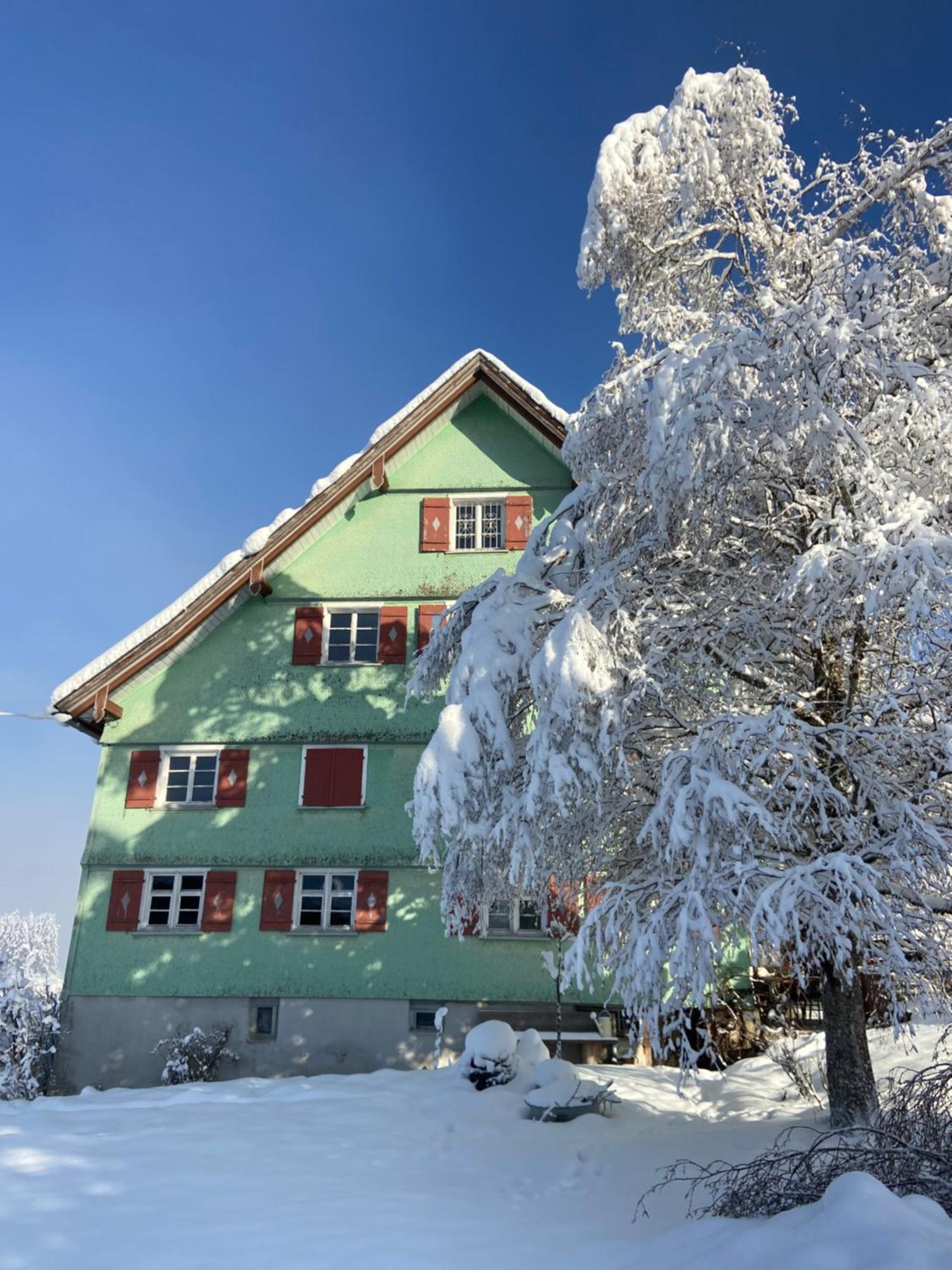 Allgaeu Cottage - Traumhafter Blick In Die Schweizer Berge Weiler-Simmerberg Exterior photo